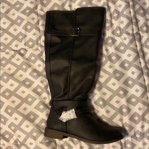 New never worn knee high black riding boots